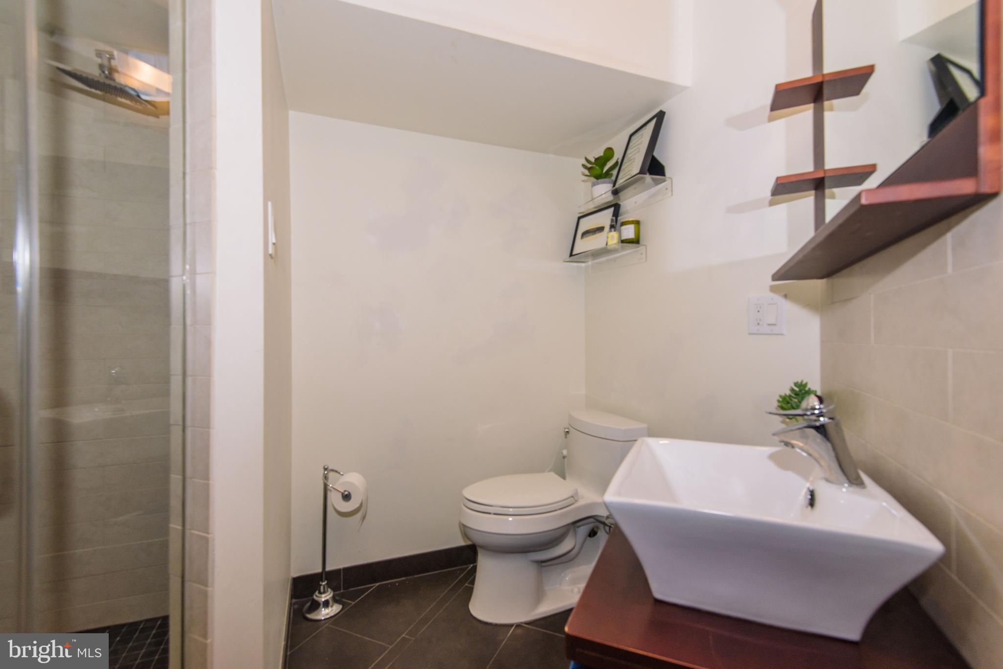 455 Reno Street Philadelphia, PA 19123 - Photo 10 of 26 Gallery Image 10