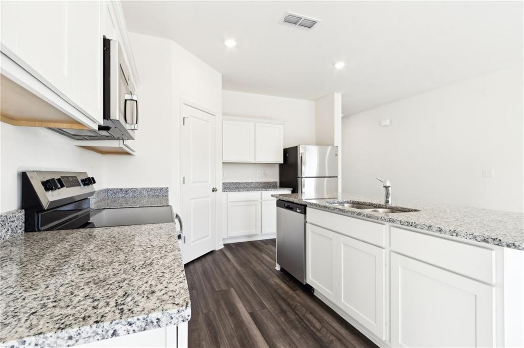 94 Rowlett Place Winder, GA 30680 - Photo 15 of 50