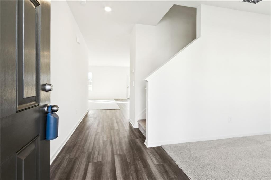 94 Rowlett Place Winder, GA 30680 - Photo 4 of 50