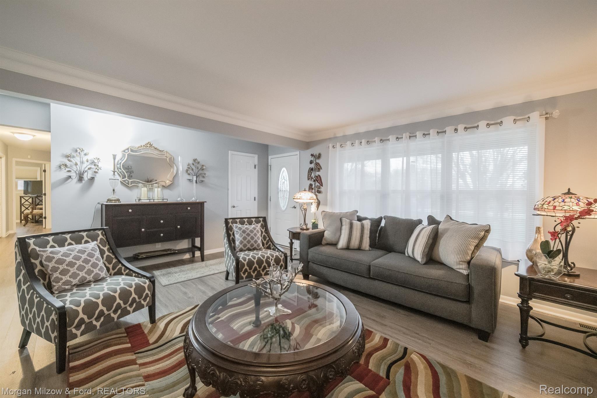 7168 Miller Road Swartz Creek, MI 48473 - Photo 8 of 39 7168 Miller Rd-8.jpg