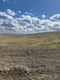 0 Kings Road Lost Hills, CA 93249 - Photo 3 of 4 a view of an ocean