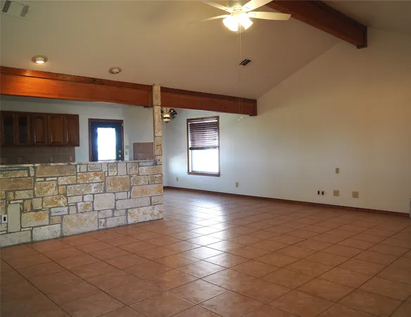 $2,300 | 2200 North Co Road 122, Round Rock, TX 78665
