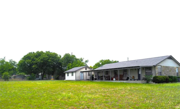 $2,300 | 2200 North Co Road 122, Round Rock, TX 78665