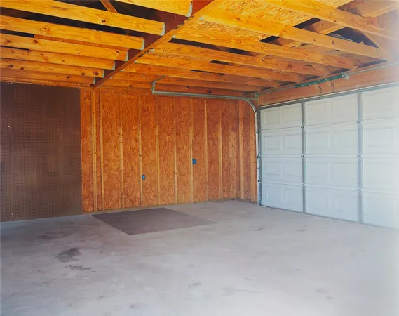 $2,300 | 2200 North Co Road 122, Round Rock, TX 78665