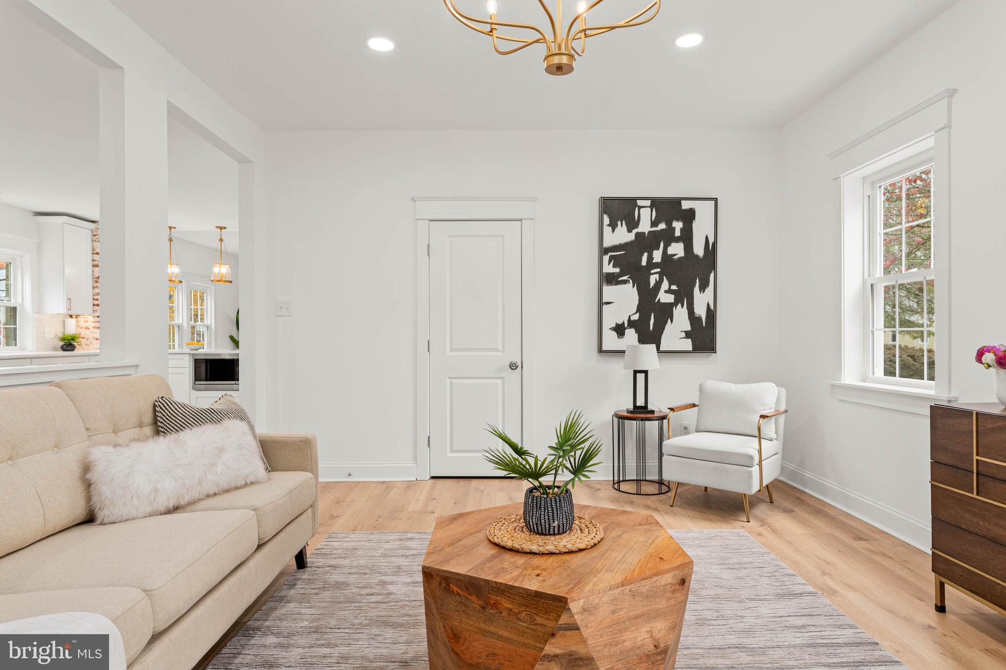 426 West Beechtree Lane Wayne, PA 19087 - Photo 16 of 34 Family Room off the Kitchen