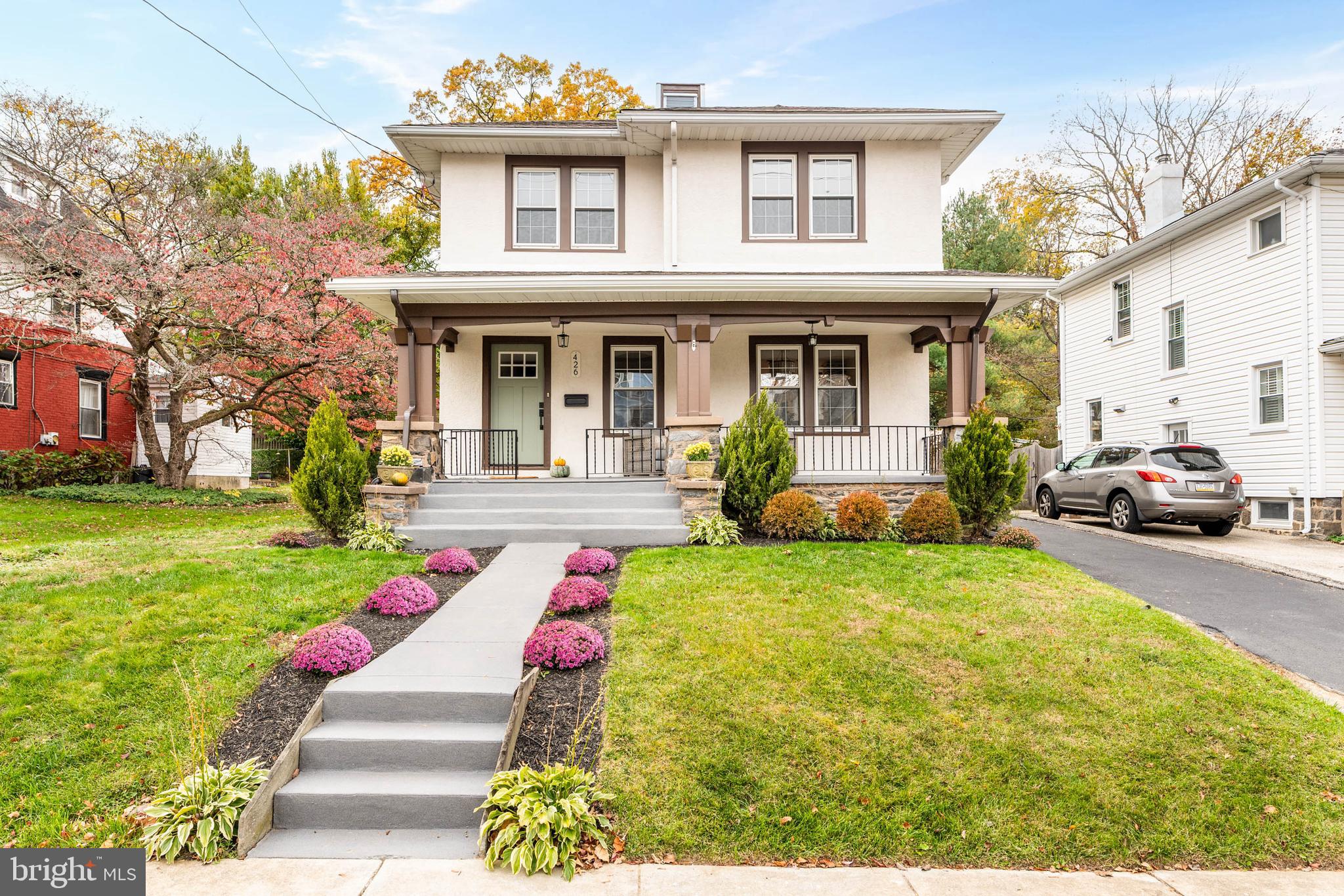 426 West Beechtree Lane Wayne, PA 19087 - Photo 2 of 34