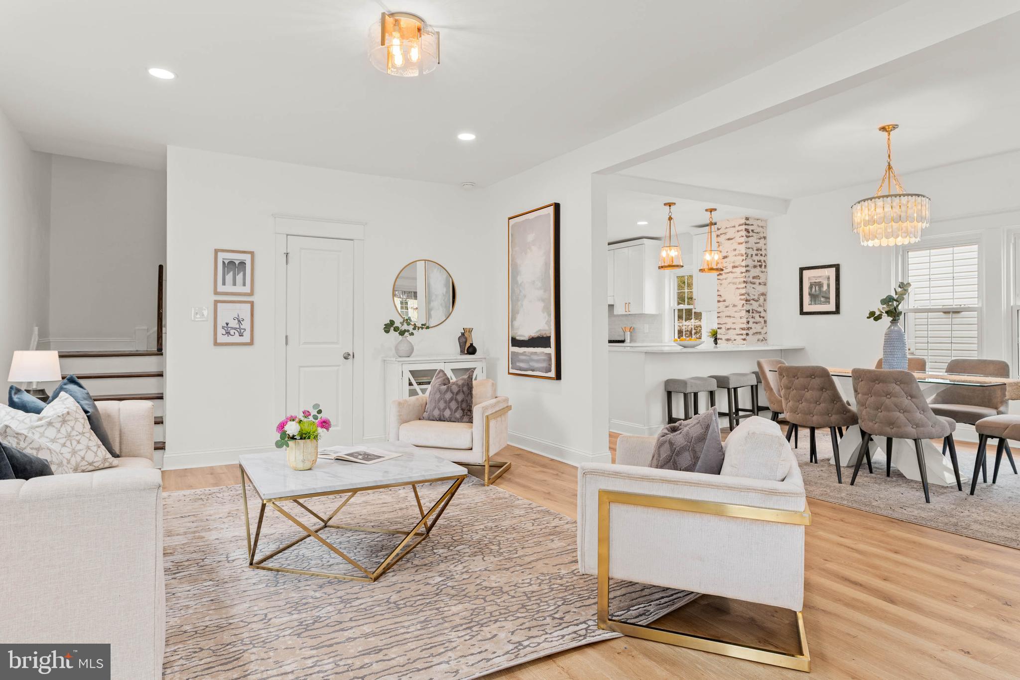 426 West Beechtree Lane Wayne, PA 19087 - Photo 7 of 34 Living Room