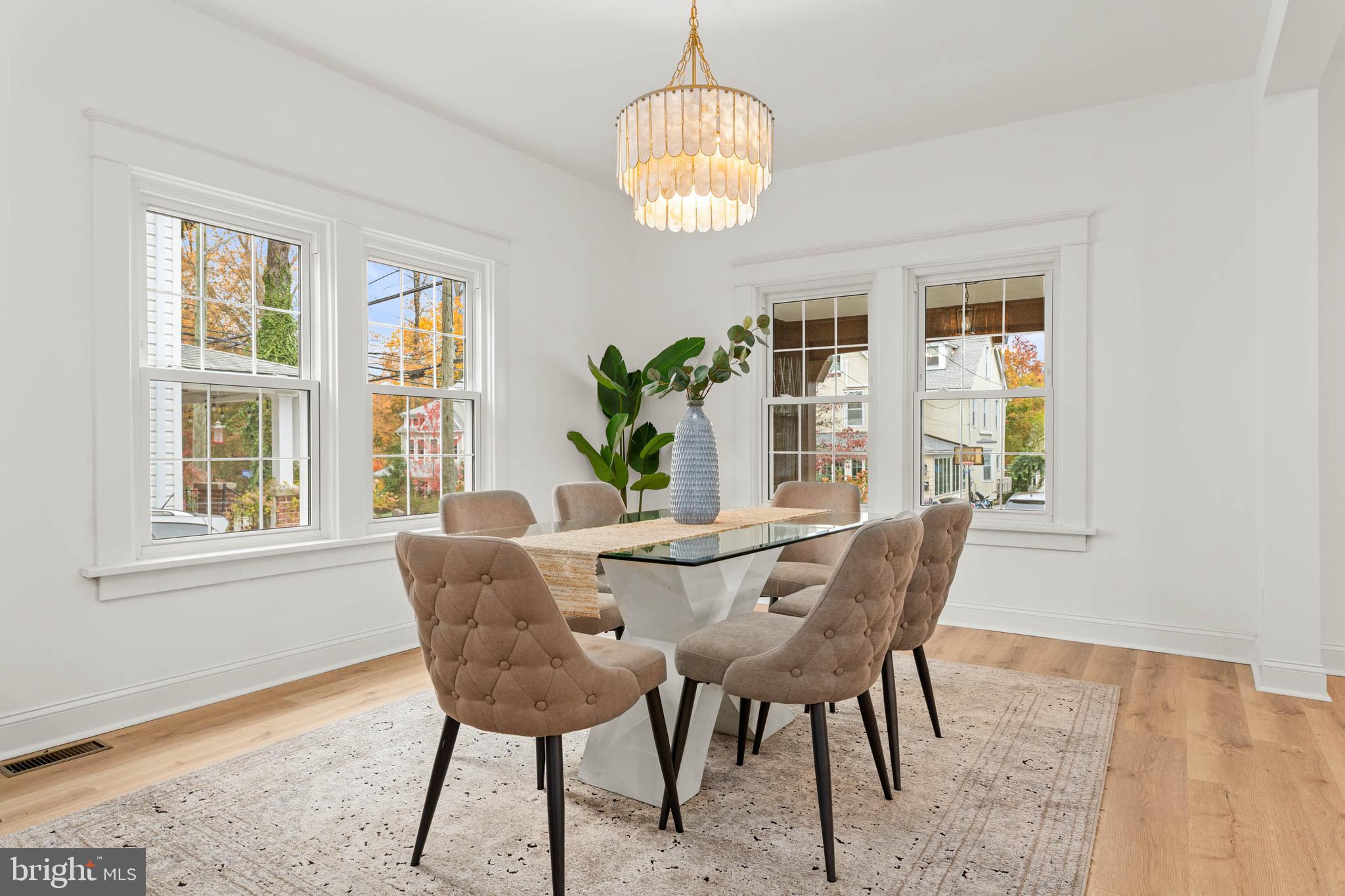 426 West Beechtree Lane Wayne, PA 19087 - Photo 9 of 34 Dining Room