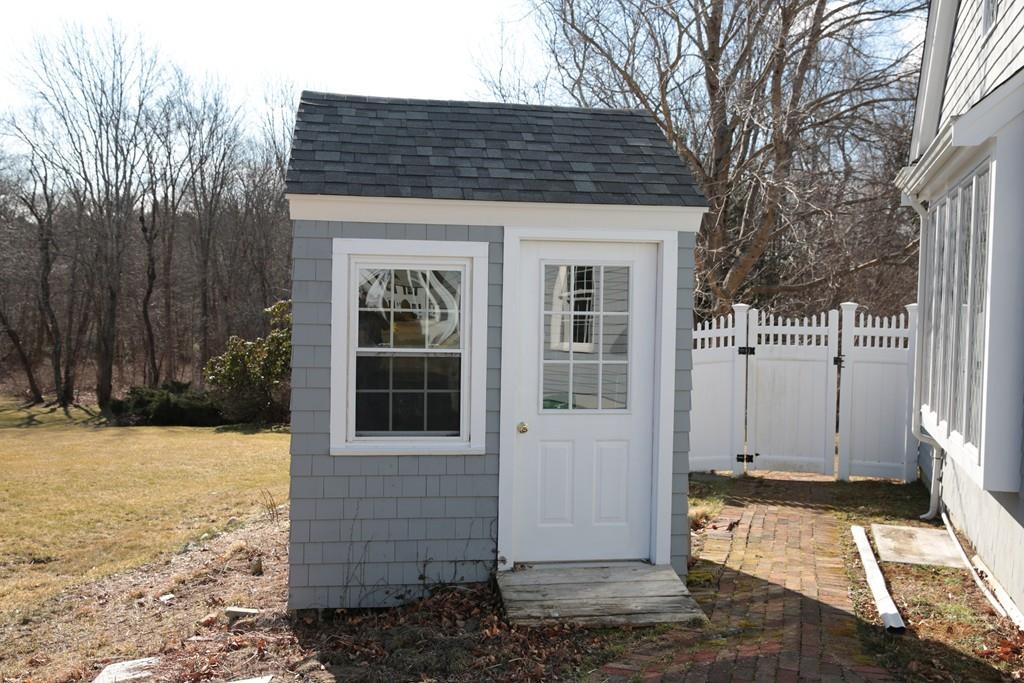 46 Riverside Drive Norwell, MA 02061 - Photo 6 of 42 Gallery Image 6