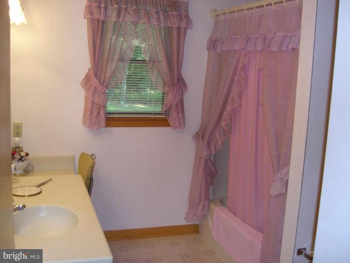2745 Crouse Mill Road Taneytown, MD 21787 - Photo 18 of 20 Bath #1