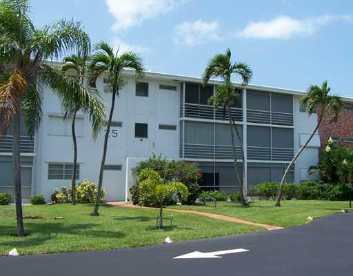 25 Southeast 13th Street, Unit 5B Boca Raton, FL 33432 - Photo 1 of 6 Exterior Front