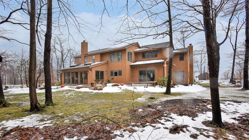 137 Ridgeview Drive Hidden Valley, PA 15502 - Photo 1 of 25 Gallery Image 1