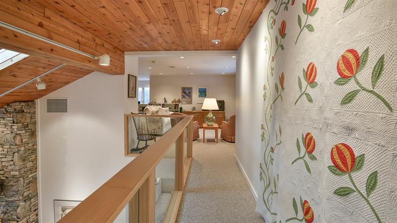 137 Ridgeview Drive Hidden Valley, PA 15502 - Photo 17 of 25 Gallery Image 17