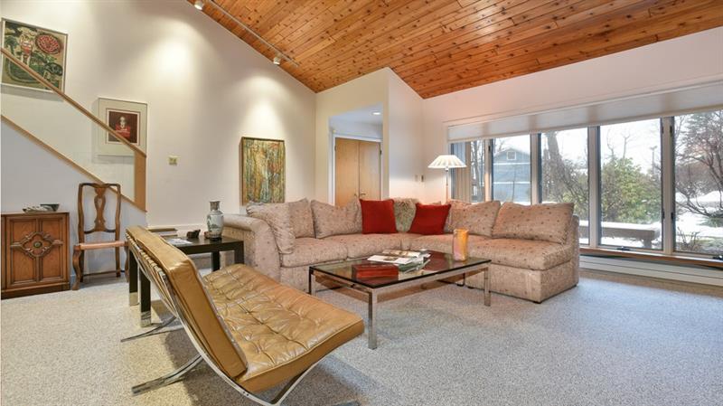 137 Ridgeview Drive Hidden Valley, PA 15502 - Photo 5 of 25 Gallery Image 5