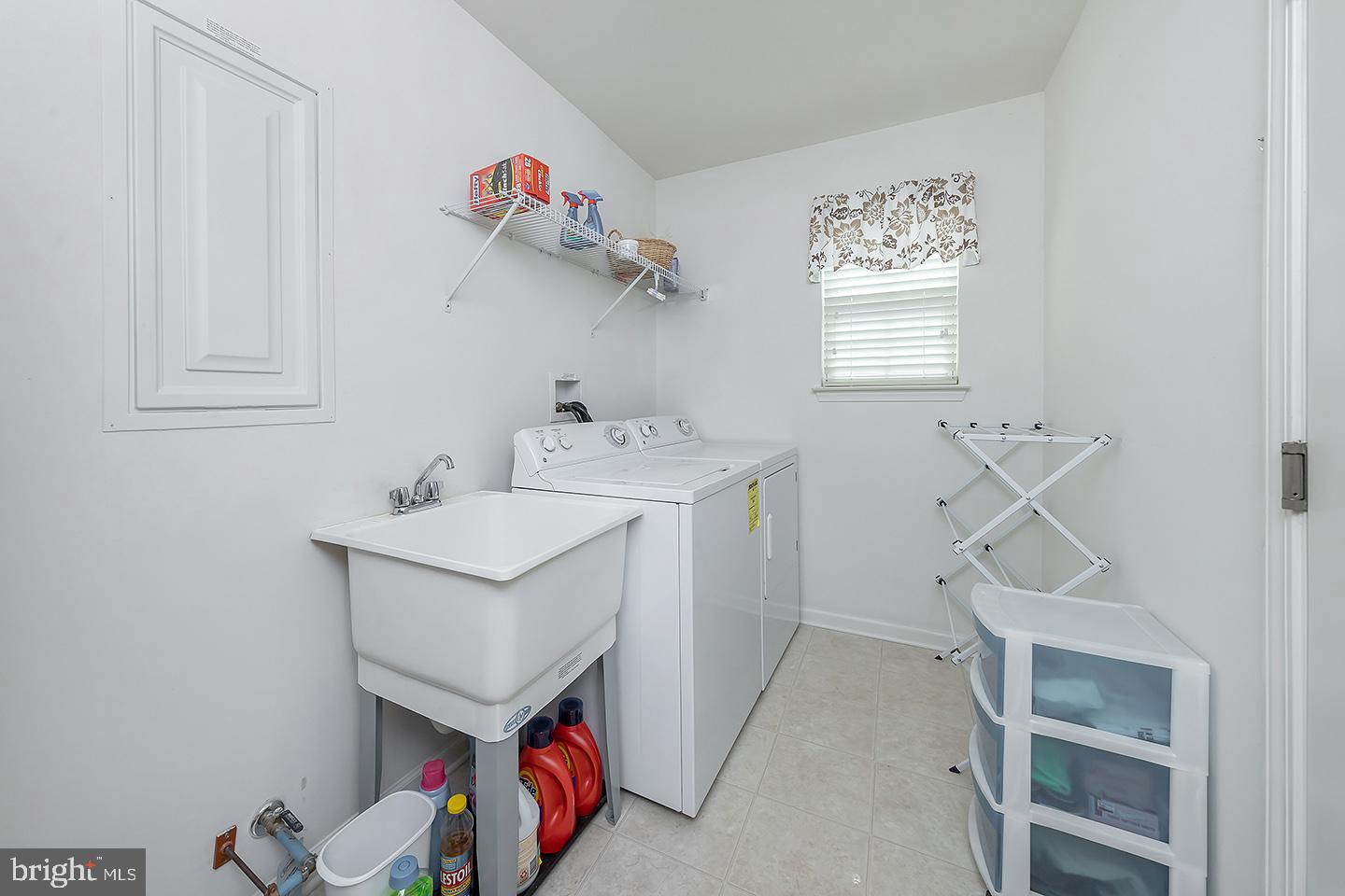 22 Hylton Road Swedesboro, NJ 08085 - Photo 18 of 30 Convenient Laundry Rm. w/Laundry Tub