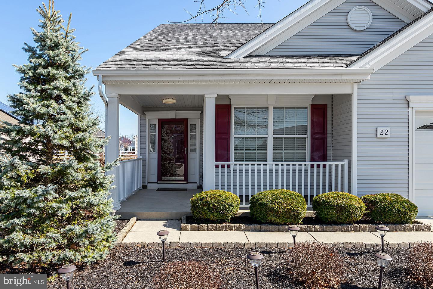 22 Hylton Road Swedesboro, NJ 08085 - Photo 21 of 30 Charming Front Porch & Meticulous Landscaping!