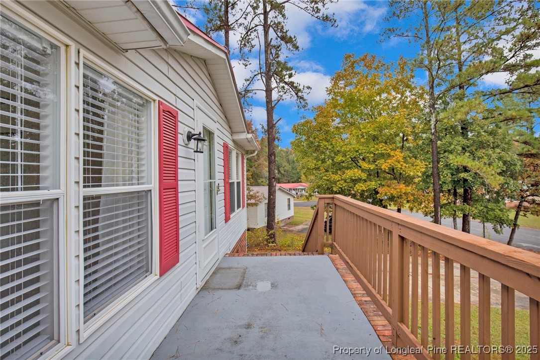 700 MacKay Court Raeford, NC 28376 - Photo 4 of 35