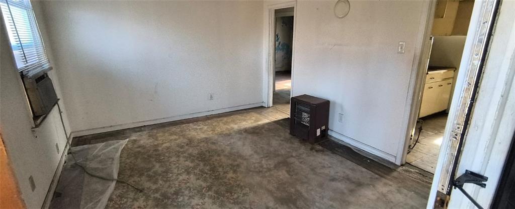 1900 Francis Avenue Northwest Atlanta, GA 30318 - Photo 6 of 9 a view of an empty room