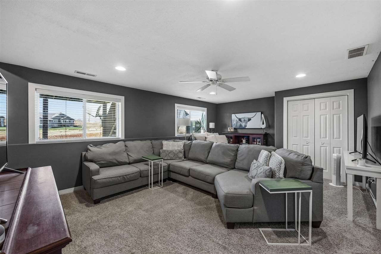 2908 Riviera Street Southwest, Unit C Cedar Rapids, IA 52404 - Photo 24 of 30 Gallery Image 24