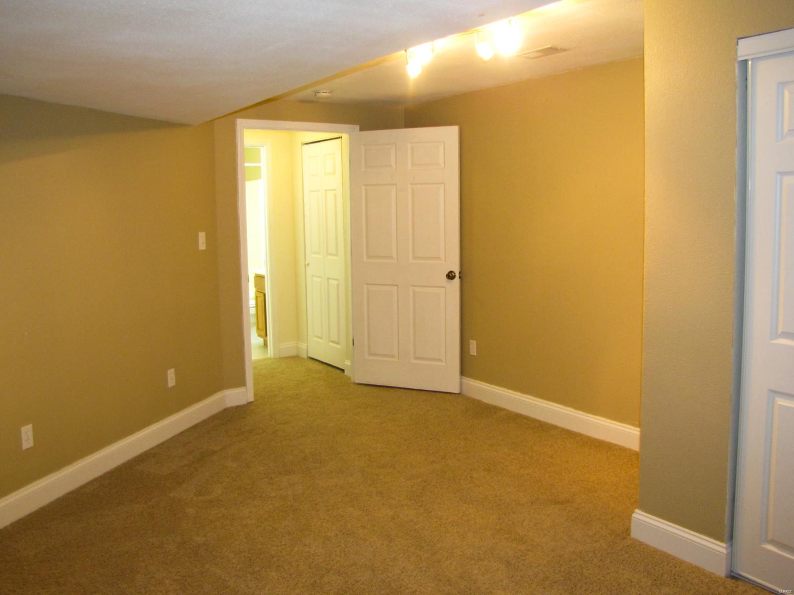1505 Keck Ridge Drive O'Fallon, IL 62269 - Photo 34 of 41 Gallery Image 34