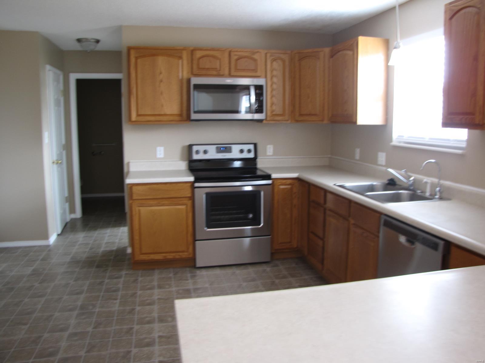 1505 Keck Ridge Drive O'Fallon, IL 62269 - Photo 9 of 41 Gallery Image 9