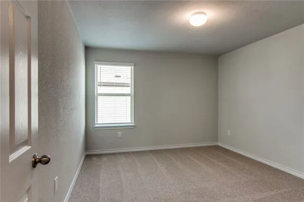 $2,595 | 11716 Selkirk Drive, Austin, TX 78754