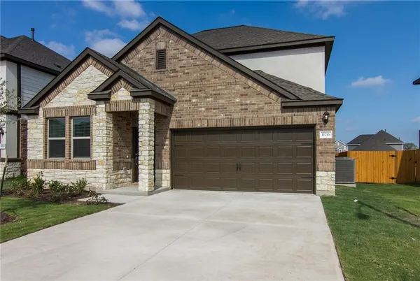 $2,595 | 11716 Selkirk Drive, Austin, TX 78754