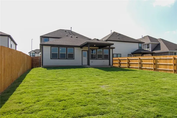 $2,595 | 11716 Selkirk Drive, Austin, TX 78754