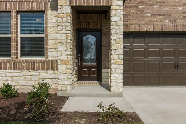 $2,595 | 11716 Selkirk Drive, Austin, TX 78754