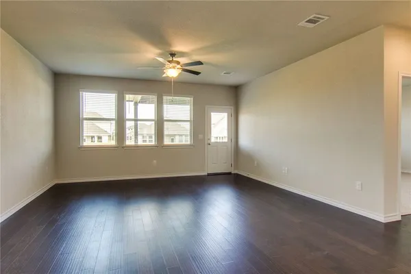 $2,595 | 11716 Selkirk Drive, Austin, TX 78754