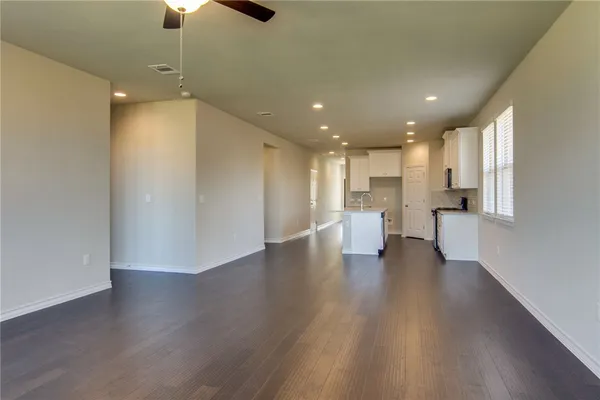 $2,595 | 11716 Selkirk Drive, Austin, TX 78754