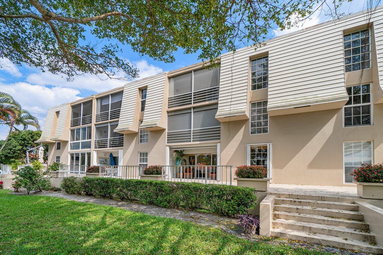 775 Jeffery Street, Unit 5205 Boca Raton, FL 33487 - Photo 24 of 41 018-775JefferyStreet-BocaRaton-FL-33487-