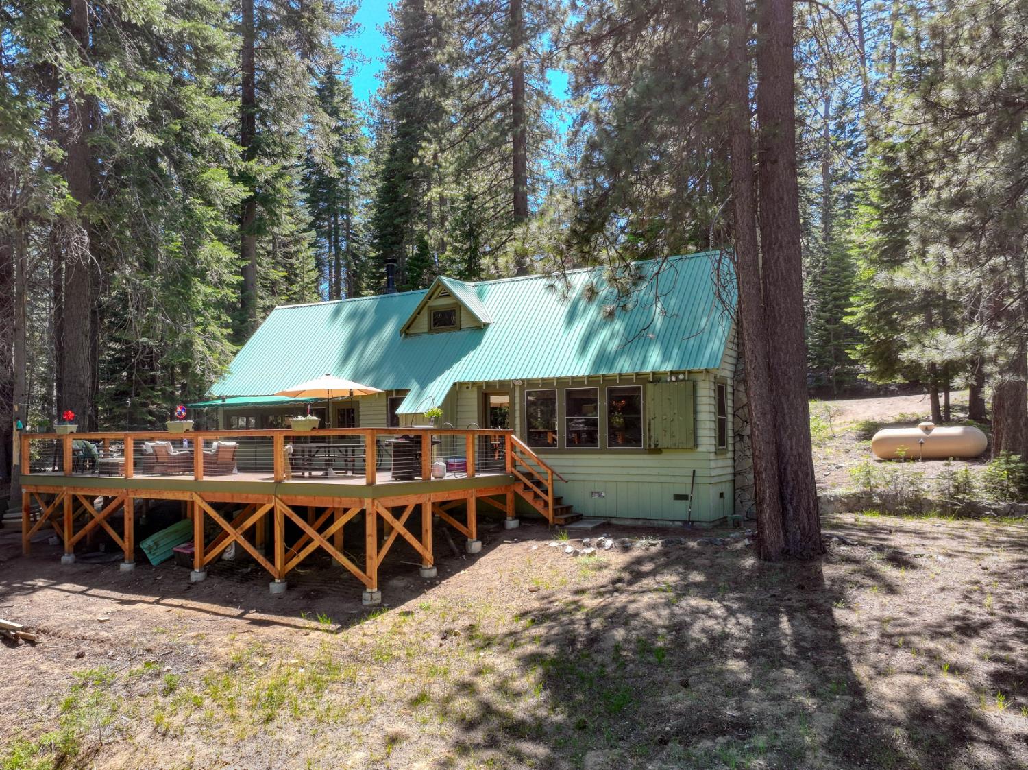 61504 Huntington Lake Road, Unit 6 Mono Hot Springs, CA 93642 - Photo 4 of 49