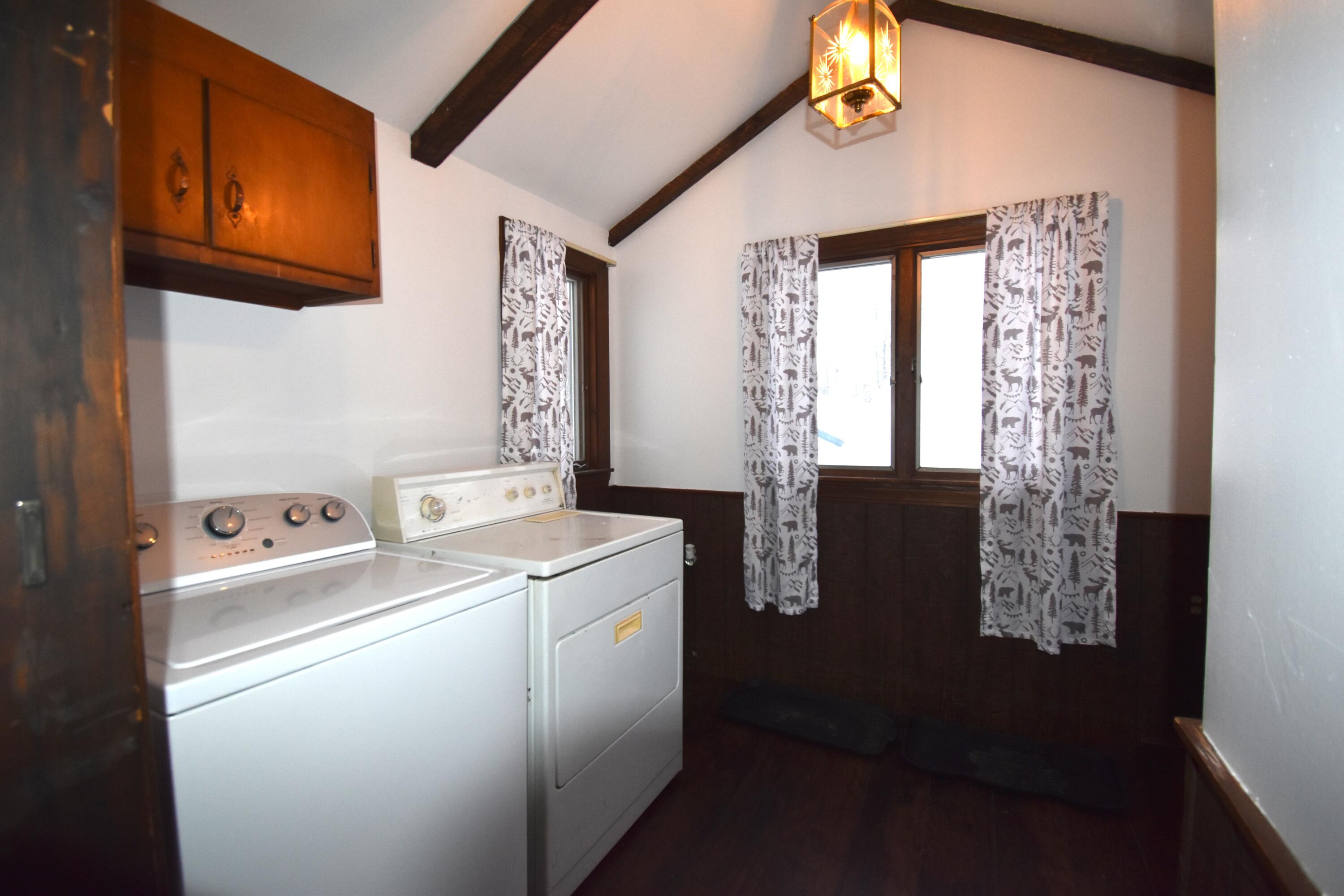 1214 Dexter Road Corinna, ME 04928 - Photo 3 of 23 Lundry/mud room