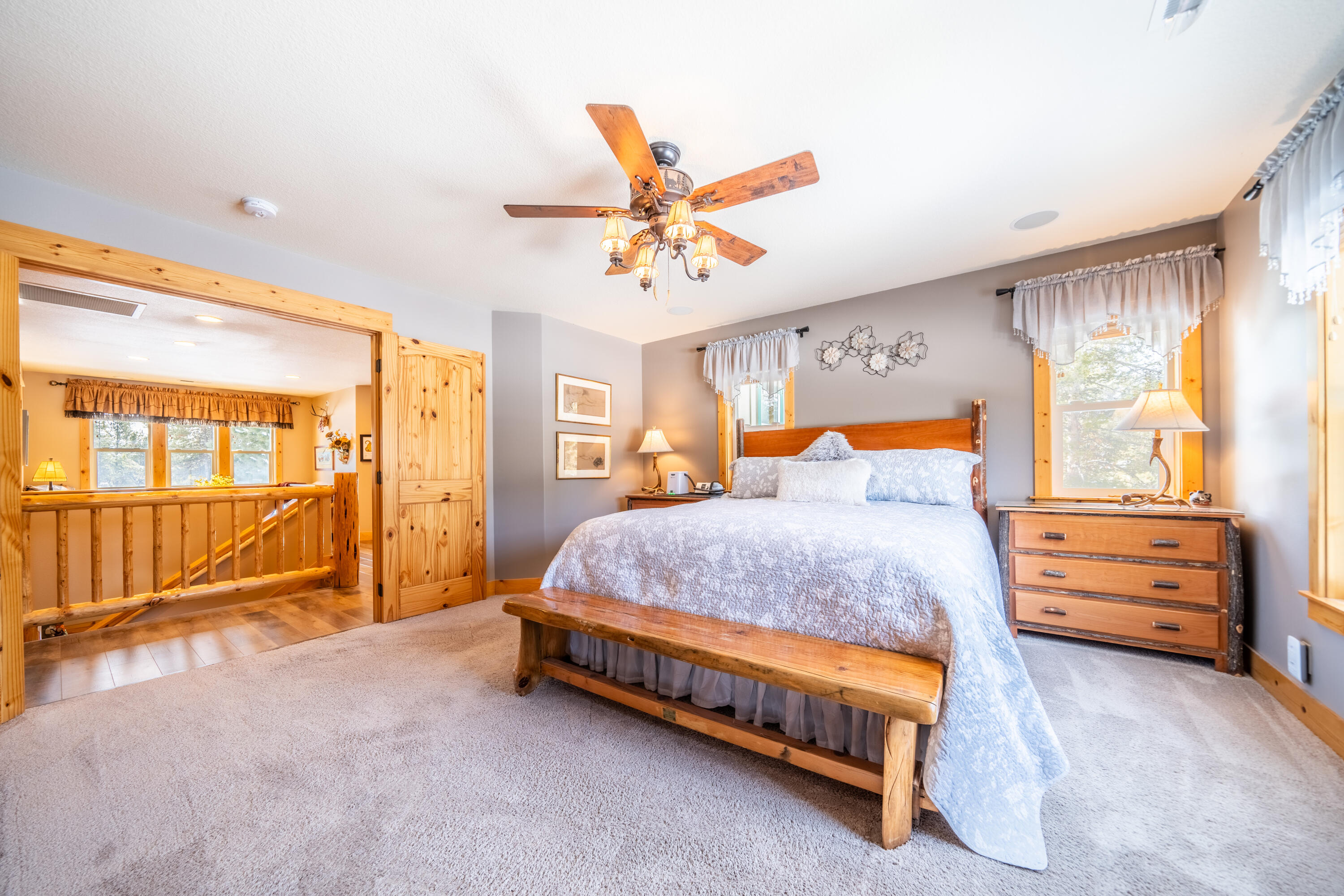16120 Burgess Road La Pine, OR 97739 - Photo 47 of 75 Owner's Suite