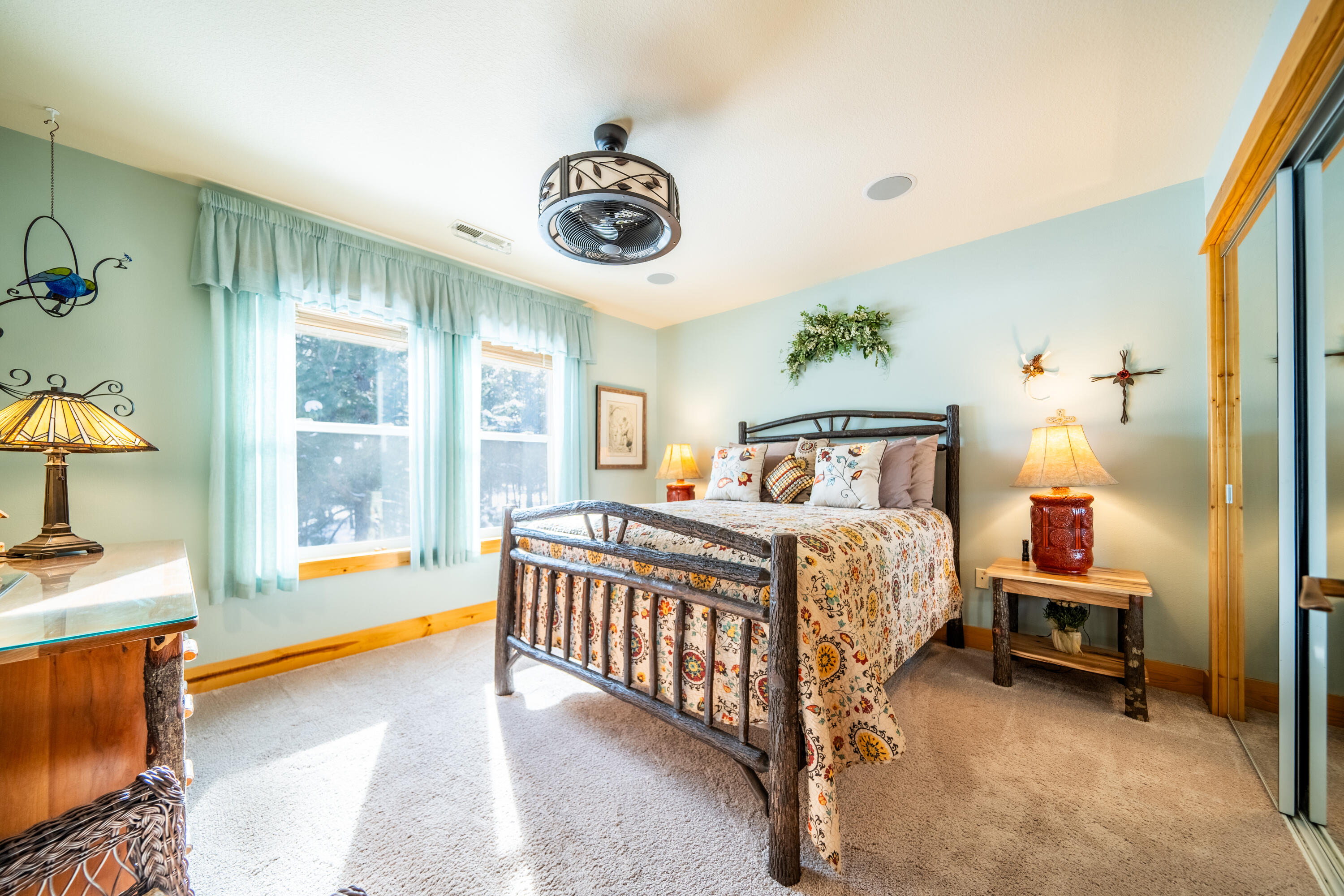 16120 Burgess Road La Pine, OR 97739 - Photo 56 of 75 Guest Room 2