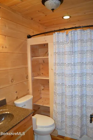 $625,000 | 223 Silver Leaf Drive, Becket, MA 01223