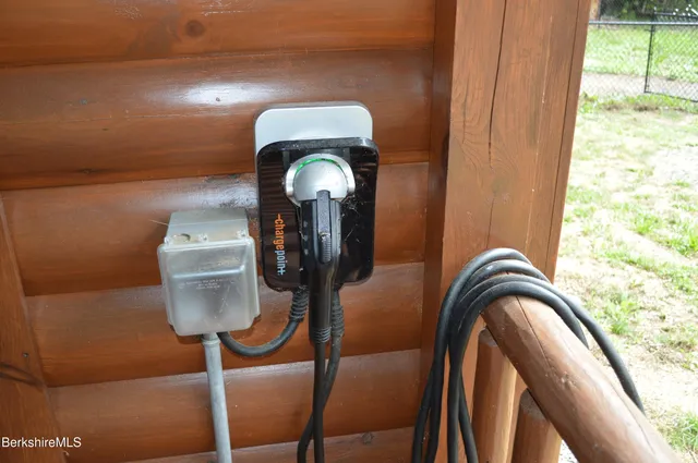 $625,000 | 223 Silver Leaf Drive, Becket, MA 01223