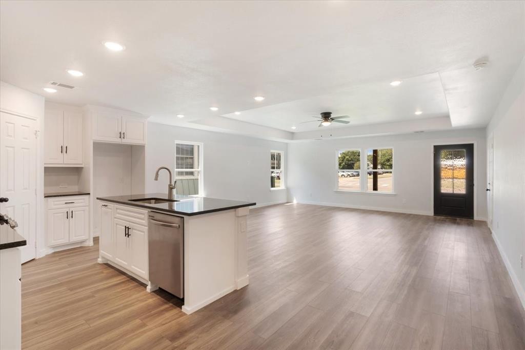 801 South Walnut Street Sherman, TX 75090 - Photo 9 of 28