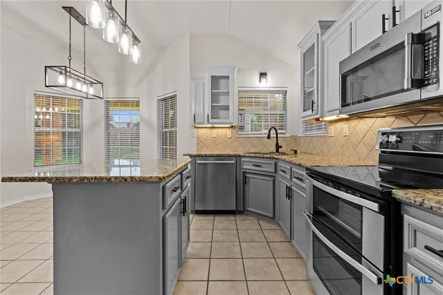 $2,200 | 418 Canoe Drive, Harker Heights, TX 76548