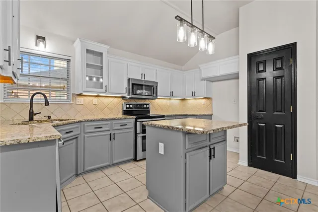 $2,200 | 418 Canoe Drive, Harker Heights, TX 76548