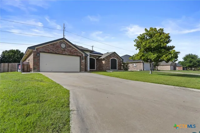 $2,200 | 418 Canoe Drive, Harker Heights, TX 76548