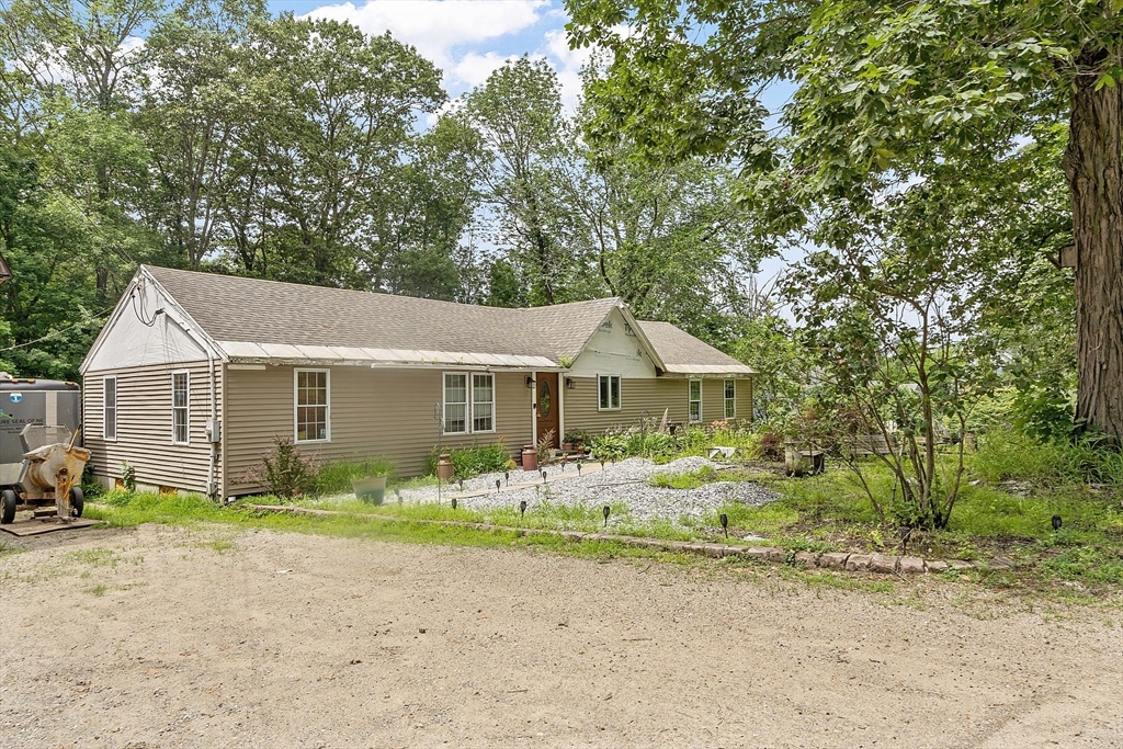 199 Center Depot Road, Unit 1 Charlton, MA 01507 - Photo 12 of 31