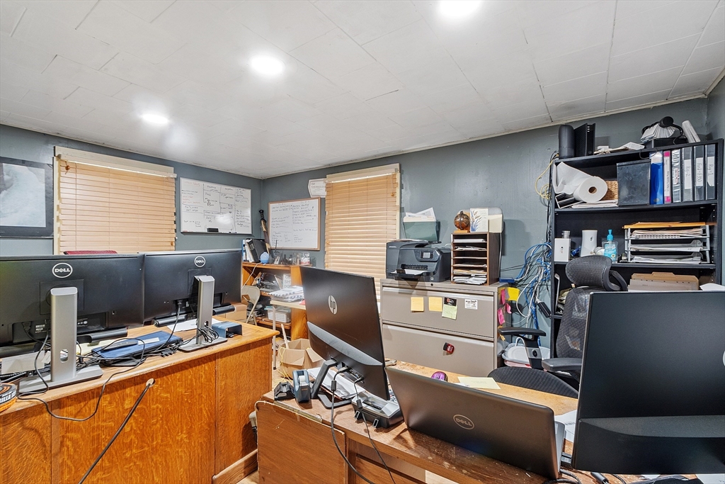 199 Center Depot Road, Unit 1 Charlton, MA 01507 - Photo 17 of 31