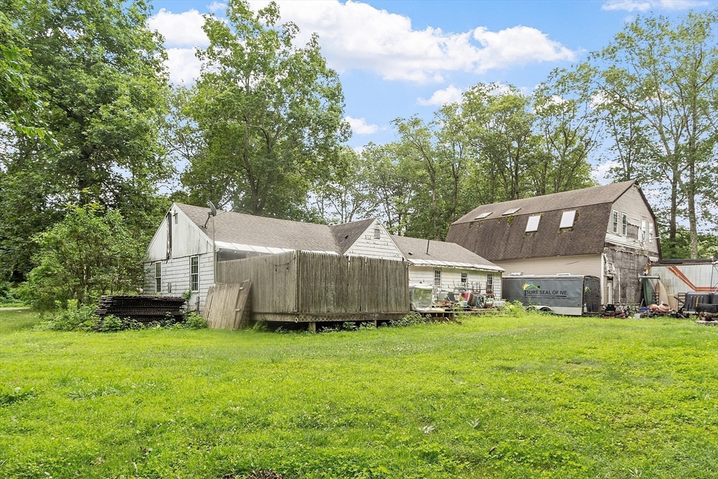 199 Center Depot Road, Unit 1 Charlton, MA 01507 - Photo 5 of 31