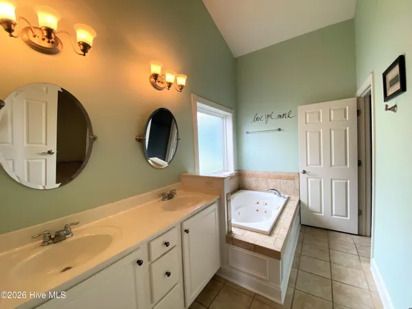 $1,850 | 217 Heartwood Drive, Hampstead, NC 28443