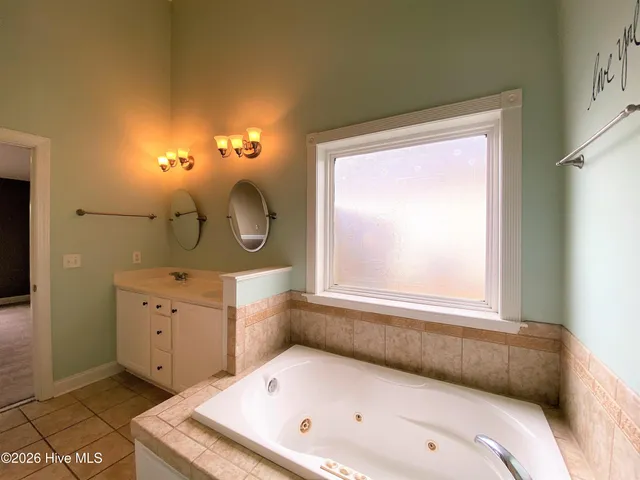 $1,850 | 217 Heartwood Drive, Hampstead, NC 28443