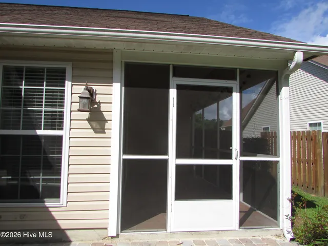 $1,850 | 217 Heartwood Drive, Hampstead, NC 28443