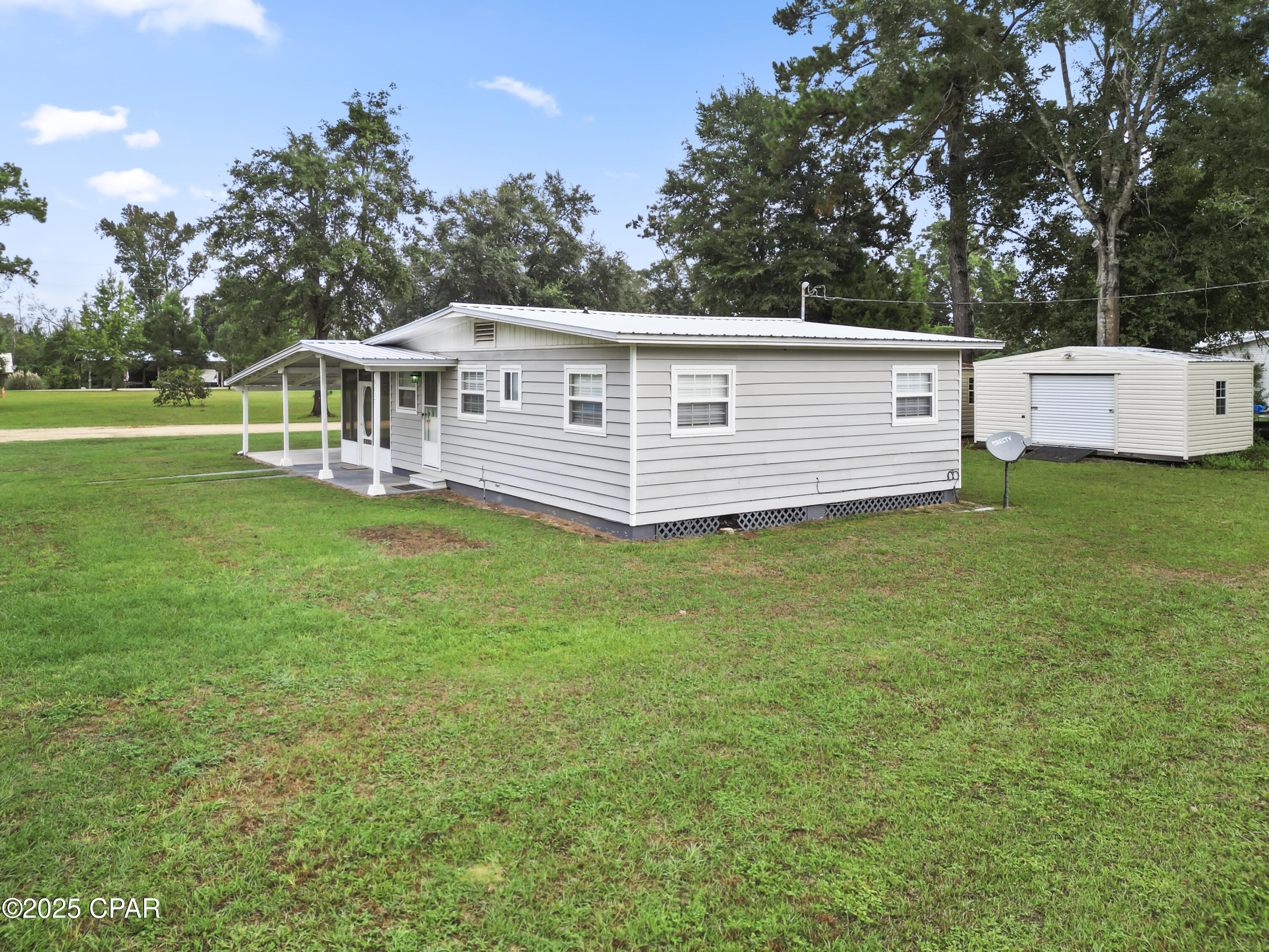 5227 Southeast Shellcracker Avenue Blountstown, FL 32424 - Photo 40 of 43