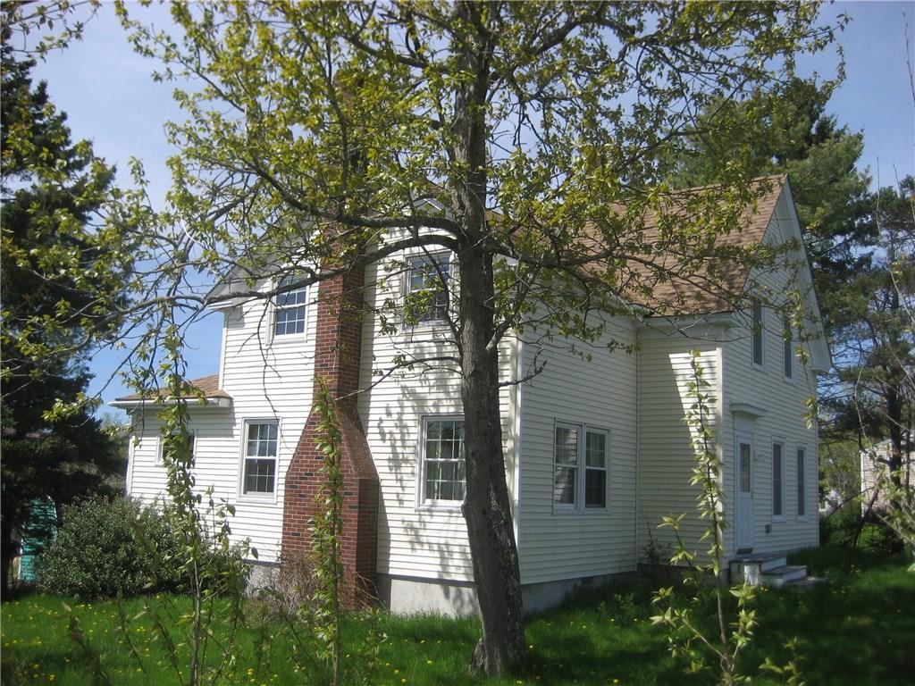 683 Spruce Head Road South Thomaston, ME 04858 - Photo 3 of 21 Exterior left side and front